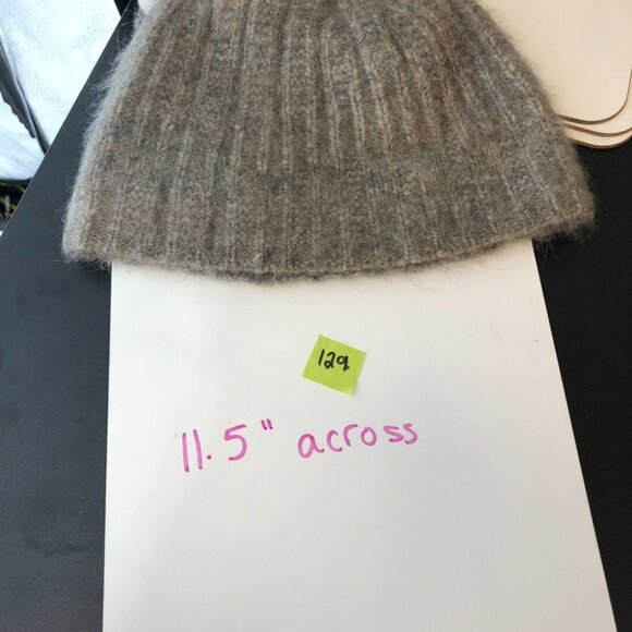 Johnny Love Light Grey Ribbed Baby Alpaca  Merino Super Soft Toque / Knit Hat - Picture 8 of 10